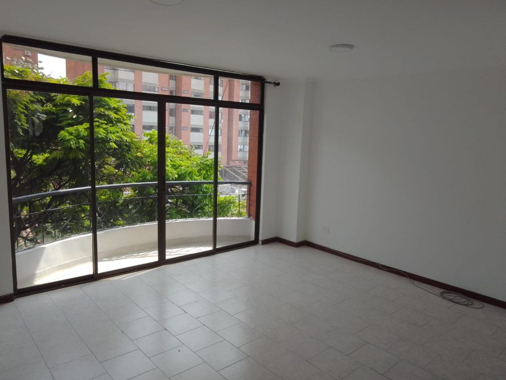 Apartamento en venta Valle Del Cauca Cali El Gran Limonar 100 m2 Habitaciones 4 Baños 3 Garajes 1 Precio $330000000