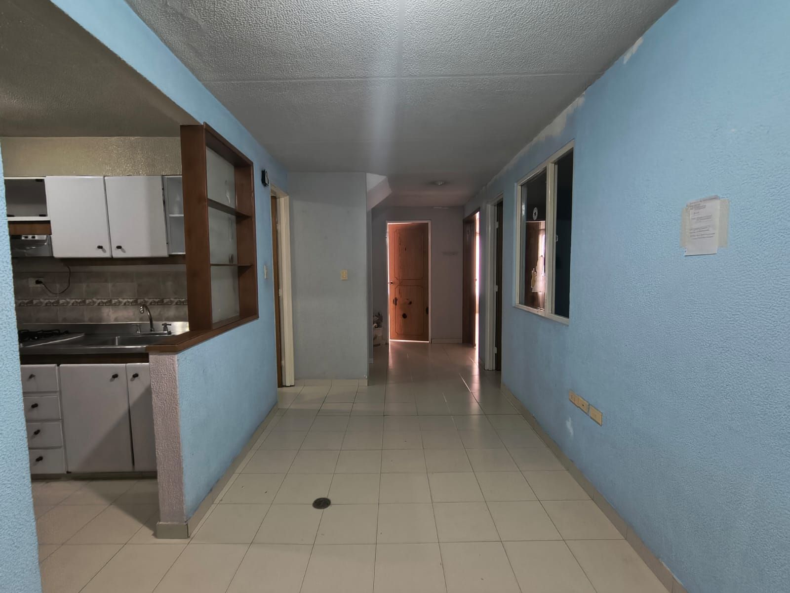Apartamento en arriendo Cundinamarca Bogotá El Dorado 110 m2 Habitaciones 3 Baños 1 Garajes 0 Precio $1500000