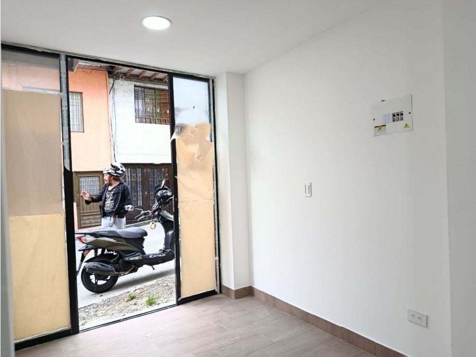 Local en arriendo Caldas Manizales Las Americas 15 m2 Habitaciones 0 Baños 1 Garajes 0 Precio $1000000
