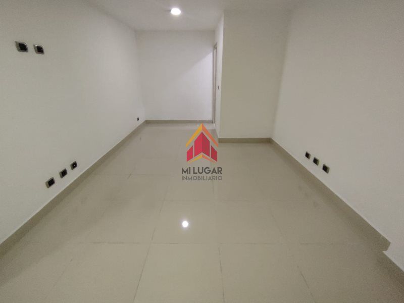 Oficina en arriendo Antioquia Envigado Zona Centro 24 m2 Habitaciones 0 Baños 1 Garajes 0 Precio $1400000