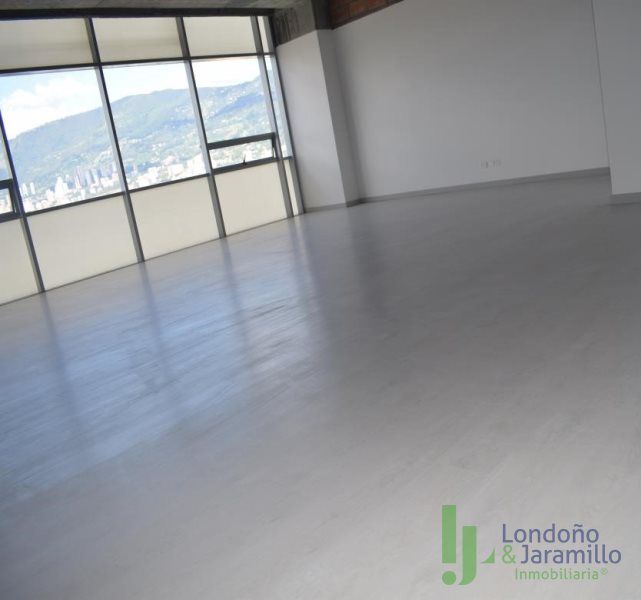 Oficina en venta Antioquia Envigado Primavera 74 m2 Habitaciones 0 Baños 1 Garajes 2 Precio $690000000