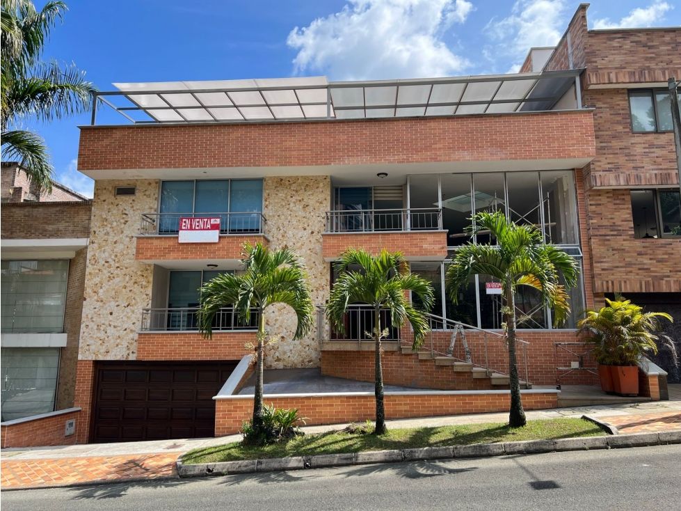 Casa en venta Antioquia Medellín Sabaneta 856 m2 Habitaciones 6 Baños 9 Garajes 4 Precio $3300000000