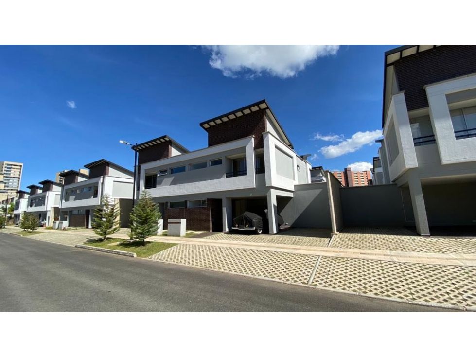 Casa en venta Antioquia Rionegro Centro 171 m2 Habitaciones 4 Baños 5 Garajes 2 Precio $1250000000