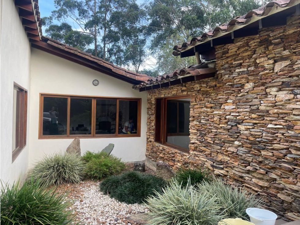 Casa en venta Antioquia Caldas Caldas 350 m2 Habitaciones 6 Baños 7 Garajes 4 Precio $2200000000