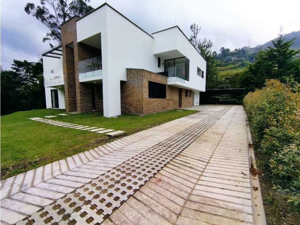 Casa en venta Antioquia Envigado Envigado 450 m2 Habitaciones 5 Baños 5 Garajes 3 Precio $4700000000