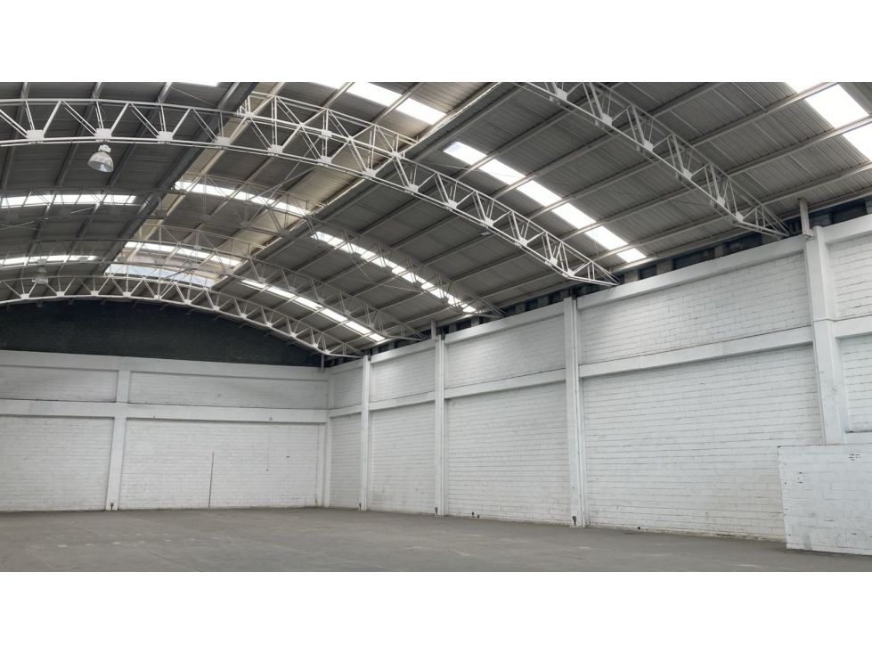 Bodega en arriendo Antioquia Rionegro El Hospital 1058 m2 Habitaciones 0 Baños 1 Garajes 0 Precio $29120000