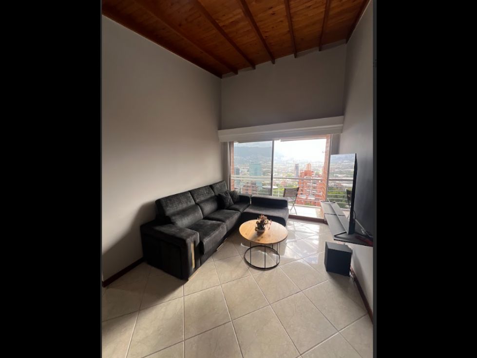 Apartamento en arriendo Antioquia Medellín La Candelaria 150 m2 Habitaciones 4 Baños 2 Garajes 2 Precio $6500000