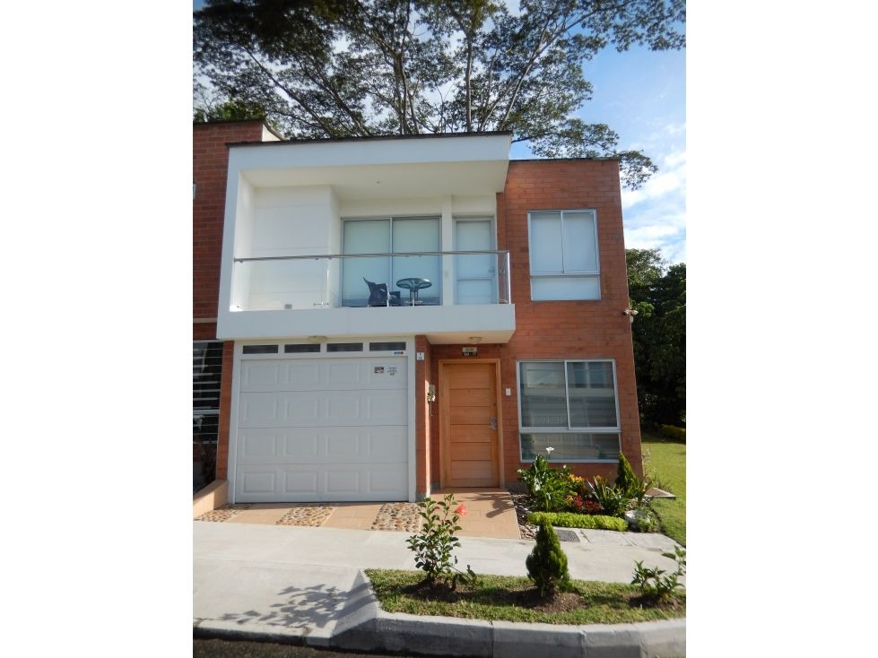 Casa en arriendo Antioquia Rionegro Pietra Santa 120 m2 Habitaciones 3 Baños 3 Garajes 1 Precio $5500000