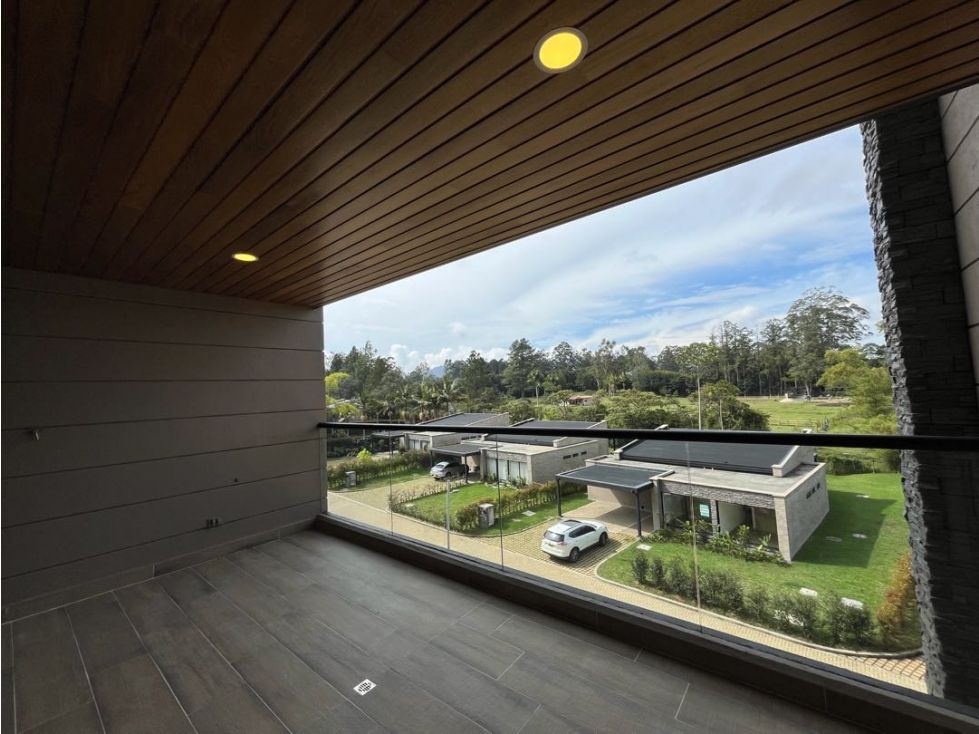 Apartamento en arriendo Antioquia Rionegro Rionegro 139 m2 Habitaciones 3 Baños 5 Garajes 1 Precio $8000000