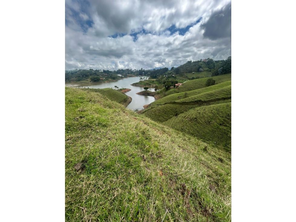 Lote en venta Antioquia Guatape Guatape 3000 m2 Habitaciones 0 Baños 0 Garajes 0 Precio $650000000