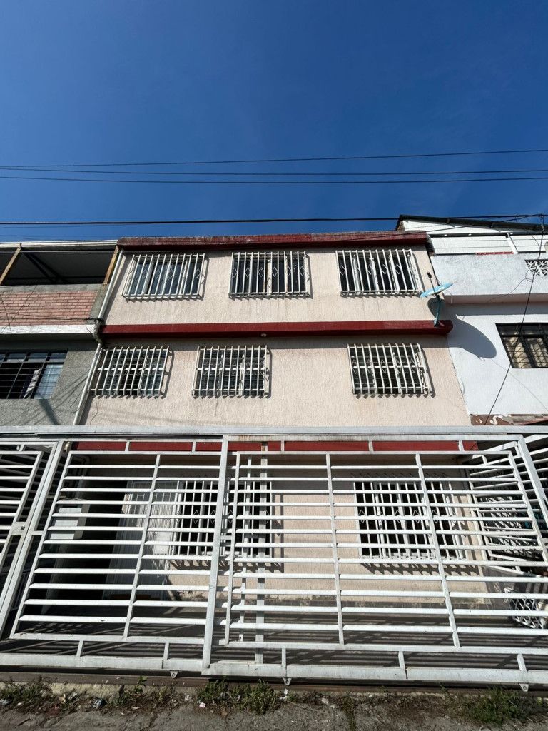 Apartamento en arriendo Valle Del Cauca Cali Santa Fé 90 m2 Habitaciones 3 Baños 1 Garajes 0 Precio $890000