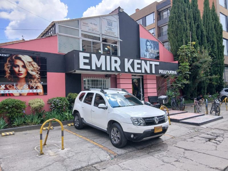 Local en venta Cundinamarca Bogotá Molinos Norte 550 m2 Habitaciones 0 Baños 4 Garajes 6 Precio $3800000000