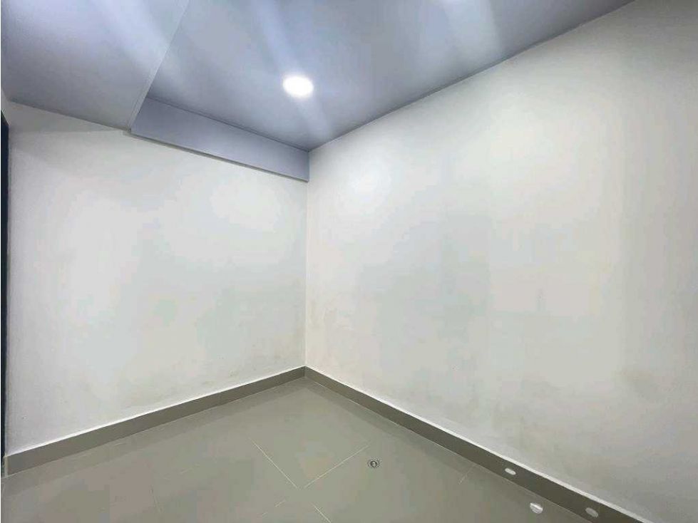 Oficina en arriendo Antioquia Medellín La Candelaria 30 m2 Habitaciones 0 Baños 1 Garajes 0 Precio $1400000