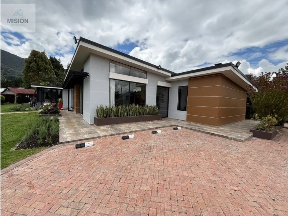 Casa en venta Cundinamarca Tenjo Tenjo 348 m2 Habitaciones 3 Baños 5 Garajes 10 Precio $1980000000