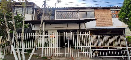 Casa en arriendo Santander Bucaramanga Torres De Veracruz 250 m2 Habitaciones 5 Baños 3 Garajes 0 Precio $3000000
