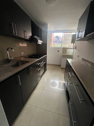 Apartamento en arriendo Antioquia Envigado La Inmaculada 90 m2 Habitaciones 2 Baños 2 Garajes 1 Precio $4100000