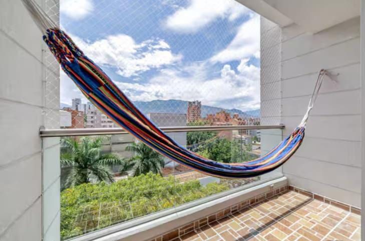 Apartamento en venta Antioquia Medellín Laureles 101 m2 Habitaciones 3 Baños 2 Garajes 1 Precio $980000000