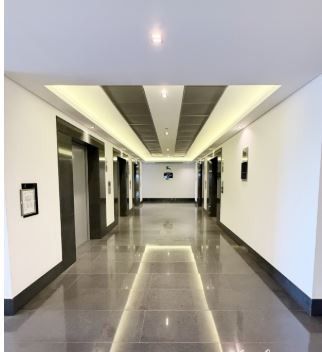 Oficina en arriendo Cundinamarca Bogotá Cedro Salazar 345 m2 Habitaciones 0 Baños 2 Garajes 5 Precio $23650500