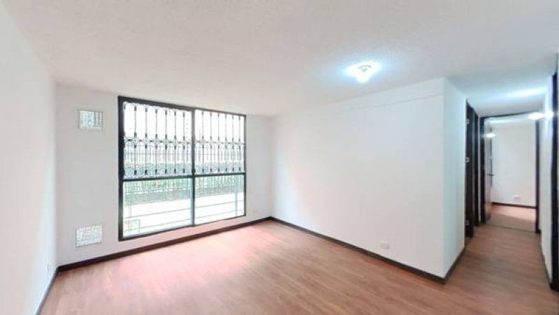 Apartamento en venta Cundinamarca Soacha Cr Rosal 55 m2 Habitaciones 3 Baños 2 Garajes 0 Precio $177000000