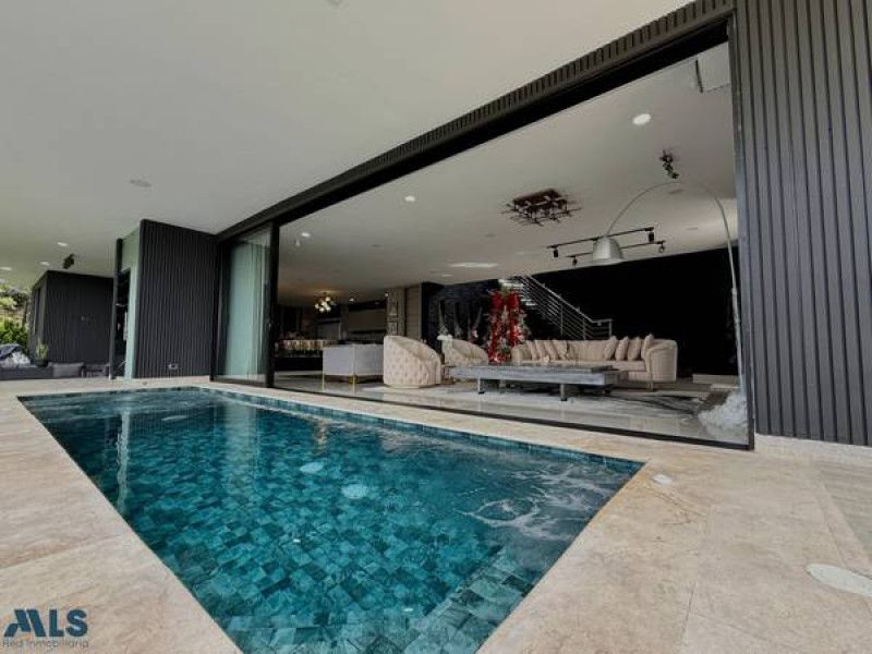 Casa en venta Antioquia Medellín Altos Del Poblado 567 m2 Habitaciones 4 Baños 4 Garajes 4 Precio $6000000000