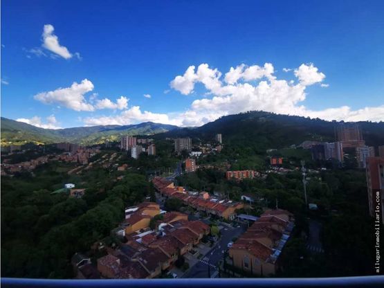 Apartamento en venta Antioquia Envigado Zona Centro 75 m2 Habitaciones 2 Baños 2 Garajes 1 Precio $550000000