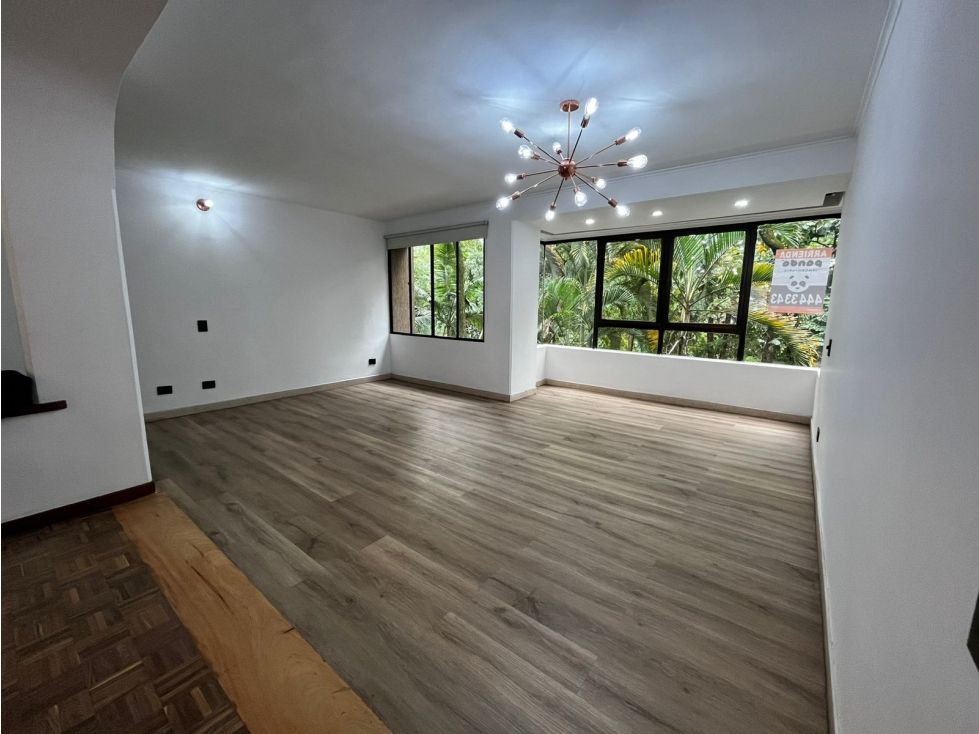 Apartamento en arriendo Antioquia Envigado Zona Centro 135 m2 Habitaciones 3 Baños 3 Garajes 2 Precio $4500000