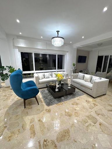 Apartamento en arriendo Bolívar Cartagena Manga 220 m2 Habitaciones 3 Baños 2 Garajes 2 Precio $4700000