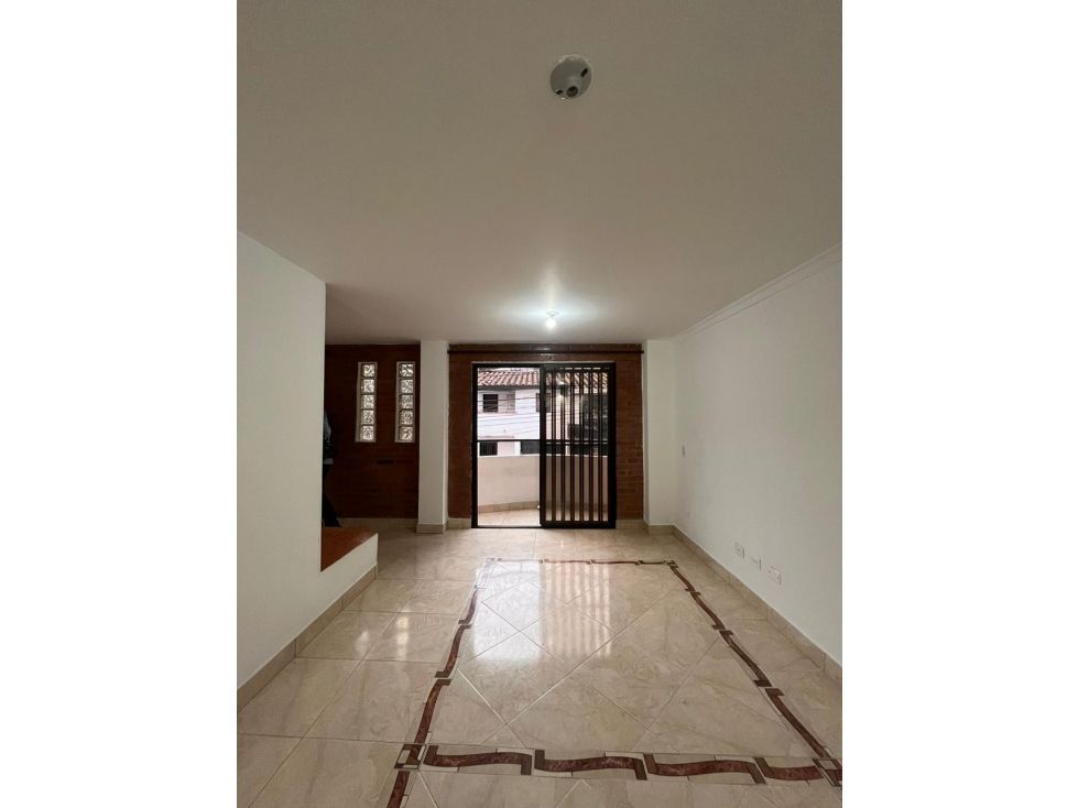 Apartamento en arriendo Antioquia Bello La Cabaña 106 m2 Habitaciones 4 Baños 2 Garajes 1 Precio $3100000