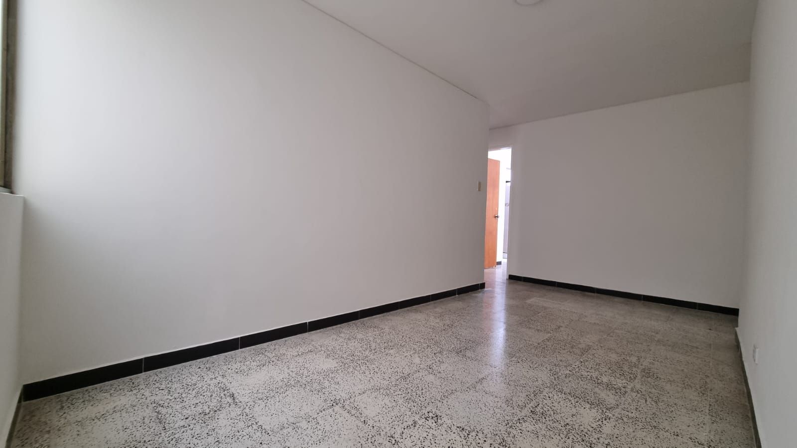 Apartamento en arriendo Risaralda Pereira Plaza De Bolívar 40 m2 Habitaciones 1 Baños 2 Garajes 0 Precio $1400000