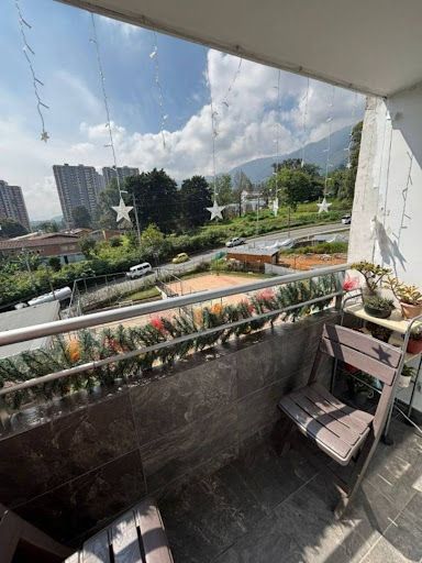 Apartamento en venta Tolima Prado Prado 53 m2 Habitaciones 3 Baños 2 Garajes 0 Precio $300000000