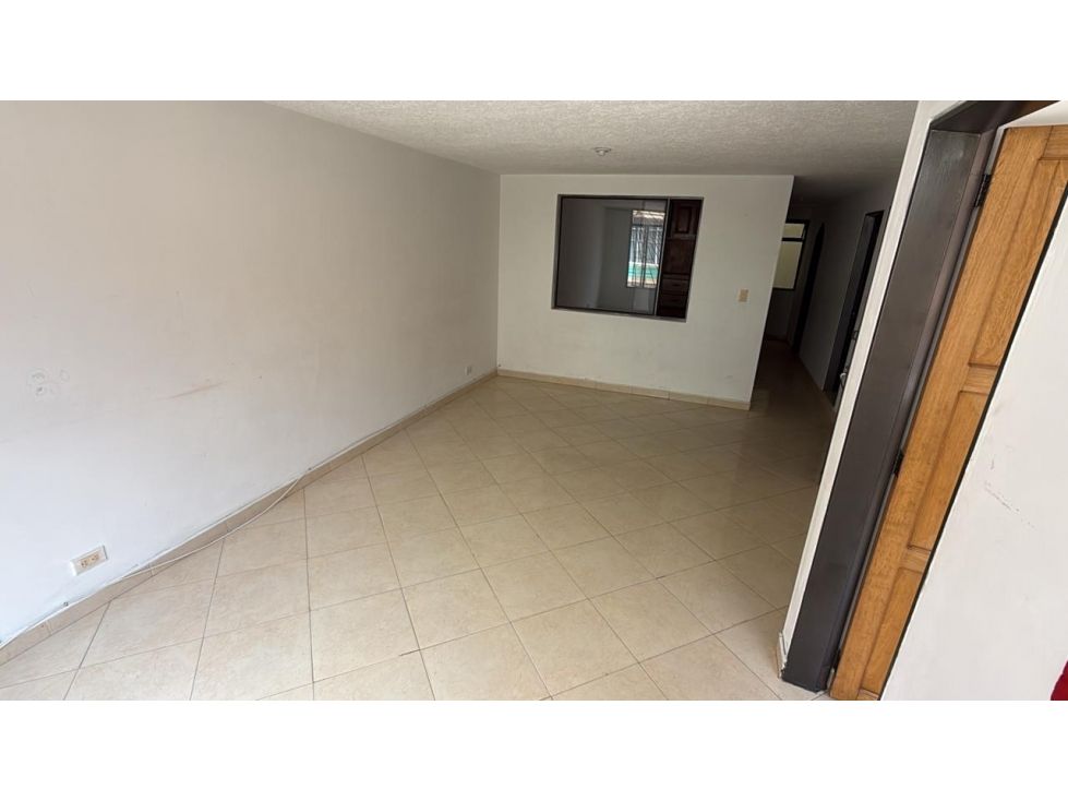 Apartamento en arriendo Cundinamarca Bogotá Santa Catalina 68 m2 Habitaciones 3 Baños 1 Garajes 0 Precio $1200000