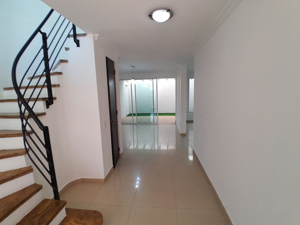 Casa en arriendo Atlántico Barranquilla Cr Villas De La Castellana 200 m2 Habitaciones 3 Baños 3 Garajes 1 Precio $7030000