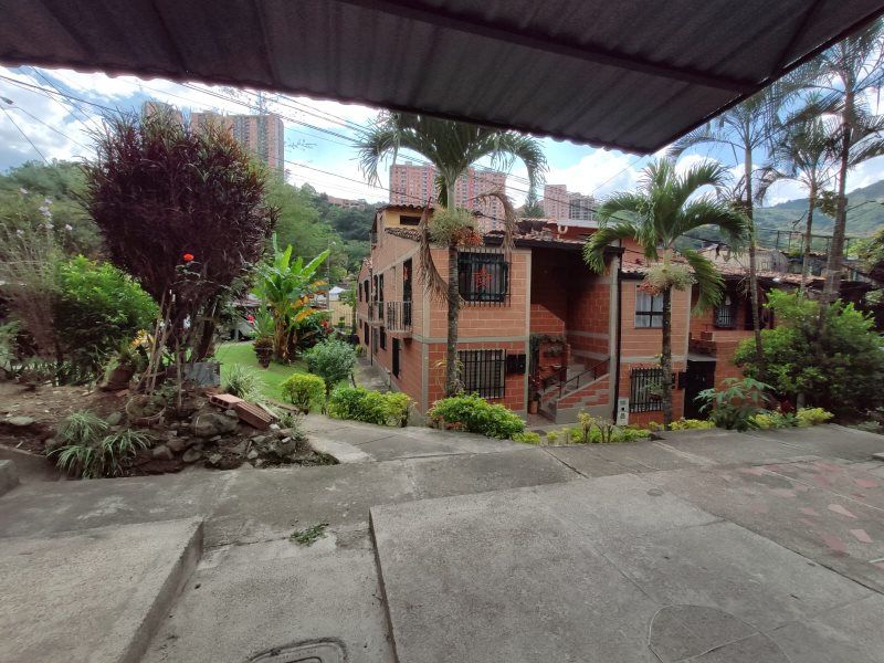 Casa en venta Antioquia Medellín La Mota 95 m2 Habitaciones 4 Baños 2 Garajes 1 Precio $380000000