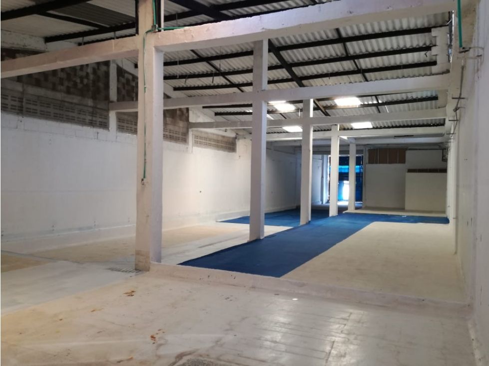 Bodega en venta Bolívar Cartagena El Bosque 400 m2 Habitaciones 0 Baños 1 Garajes 0 Precio $1360000000