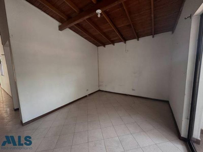 Casa en venta Antioquia Medellín La America 263 m2 Habitaciones 8 Baños 2 Garajes 1 Precio $950000000