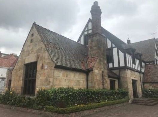 Casa en arriendo Cundinamarca Bogotá Teusaquillo 997 m2 Habitaciones 14 Baños 6 Garajes 1 Precio $24500000