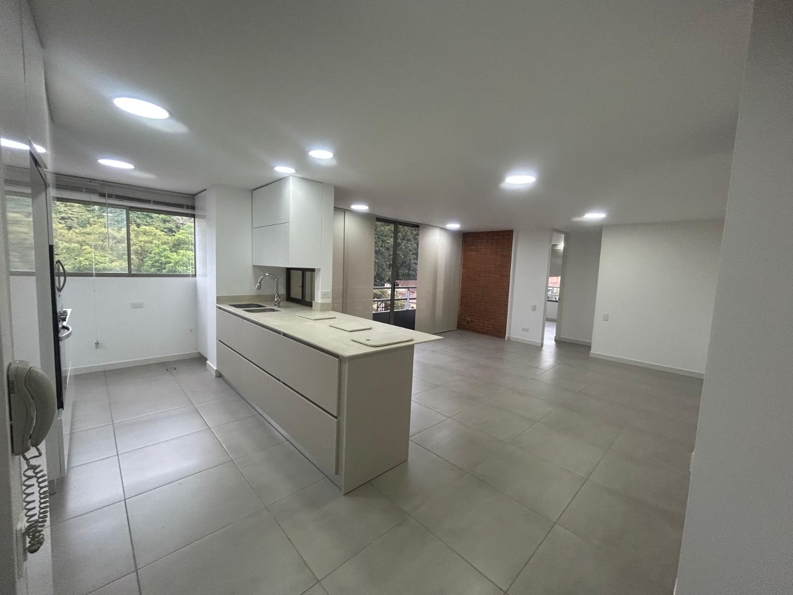 Apartamento en arriendo Antioquia Medellín Astorga 85 m2 Habitaciones 2 Baños 2 Garajes 1 Precio $5191600