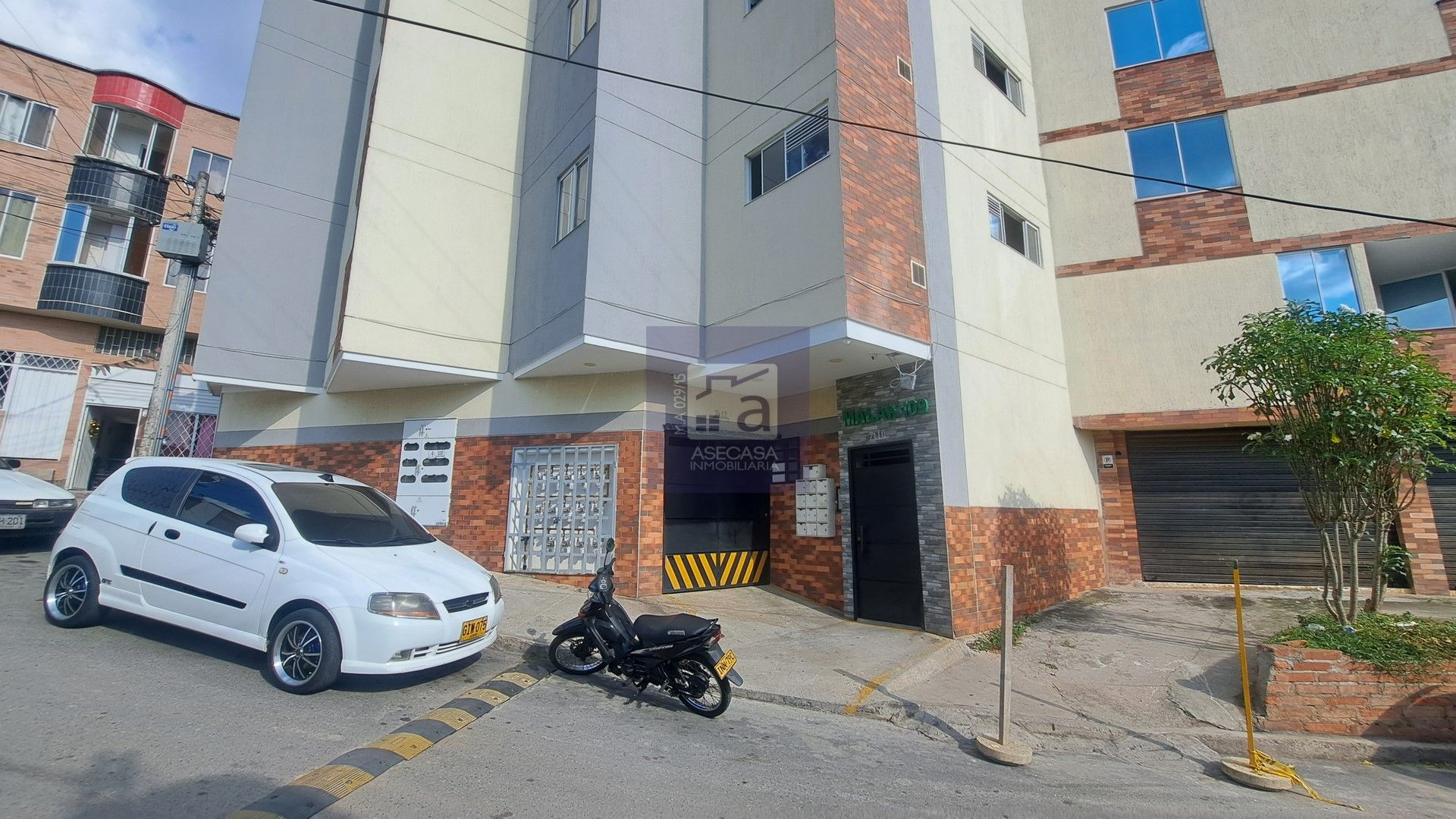 Apartamento en arriendo Santander Girón La España 49 m2 Habitaciones 3 Baños 1 Garajes 1 Precio $950000