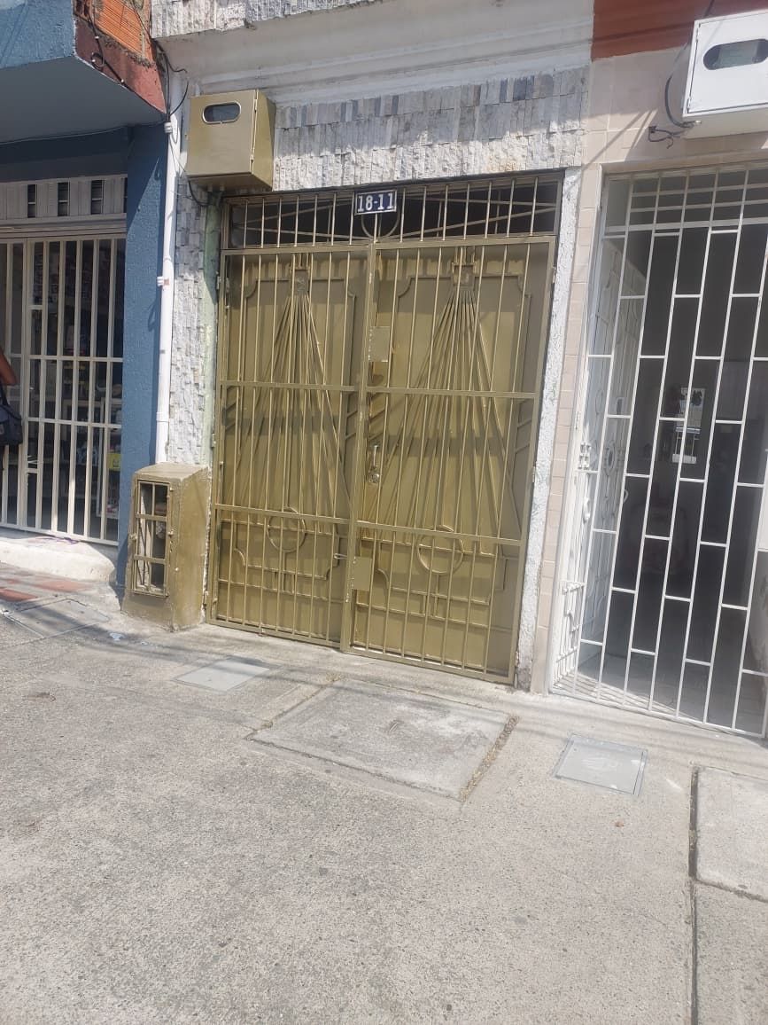 Casa en venta Valle Del Cauca Cali Alameda 144 m2 Habitaciones 3 Baños 2 Garajes 0 Precio $320000000