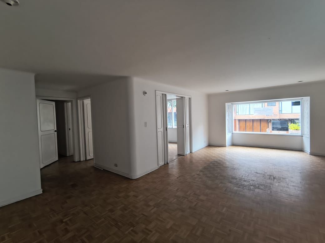 Apartamento en arriendo Cundinamarca Bogotá Chicó Norte 132 m2 Habitaciones 3 Baños 3 Garajes 2 Precio $4400000