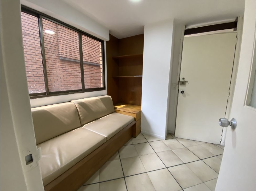 Oficina en venta Antioquia Medellín La Candelaria 33 m2 Habitaciones 0 Baños 1 Garajes 0 Precio $110000000