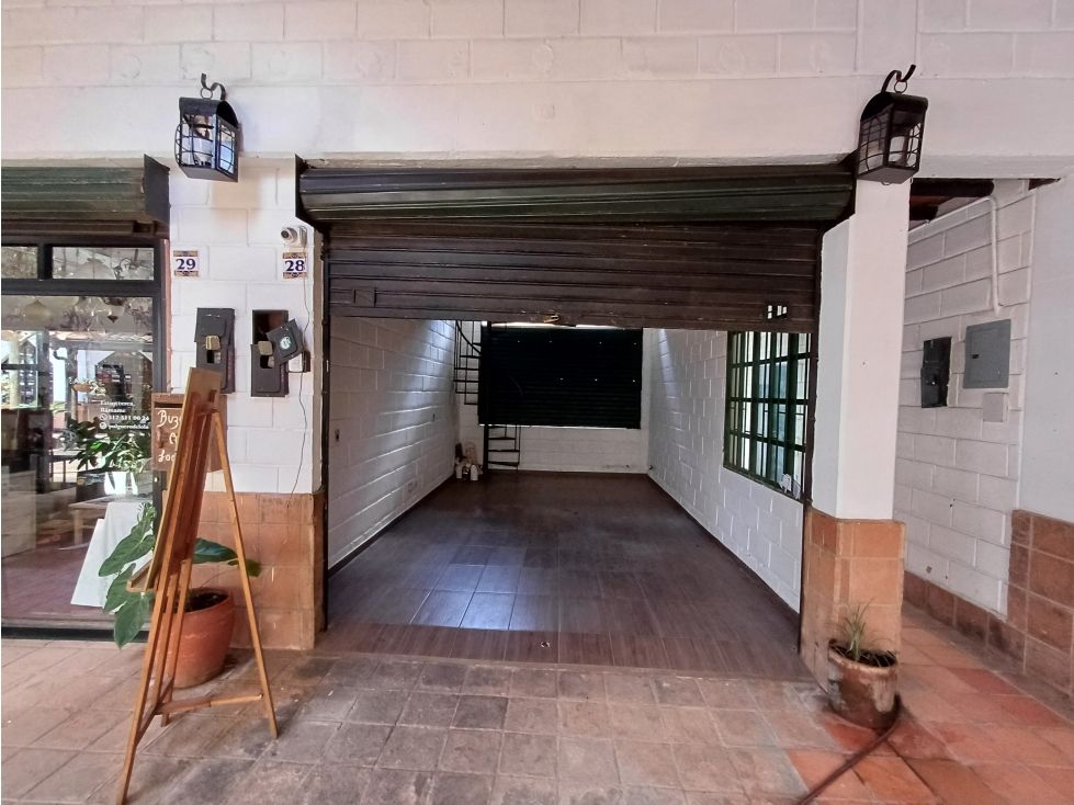 Local en arriendo o venta Antioquia El Retiro El Retiro 64 m2 Habitaciones 0 Baños 0 Garajes 0 Precio venta $195000000 Precio arriendo $3099000