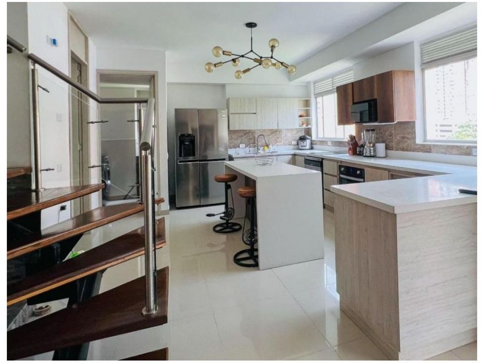 Apartamento en venta Antioquia Envigado Loma Del Barro 360 m2 Habitaciones 5 Baños 7 Garajes 2 Precio $1290000000