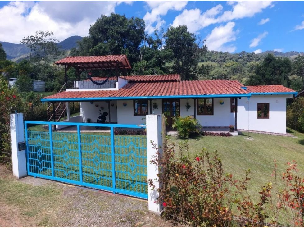Casa Campestre en venta Antioquia Jardín Jardín 275 m2 Habitaciones 3 Baños 2 Garajes 4 Precio $845000000