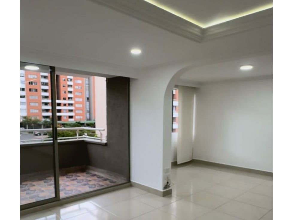 Apartamento en venta Antioquia Medellín Santa Teresita 100 m2 Habitaciones 3 Baños 2 Garajes 1 Precio $824000000