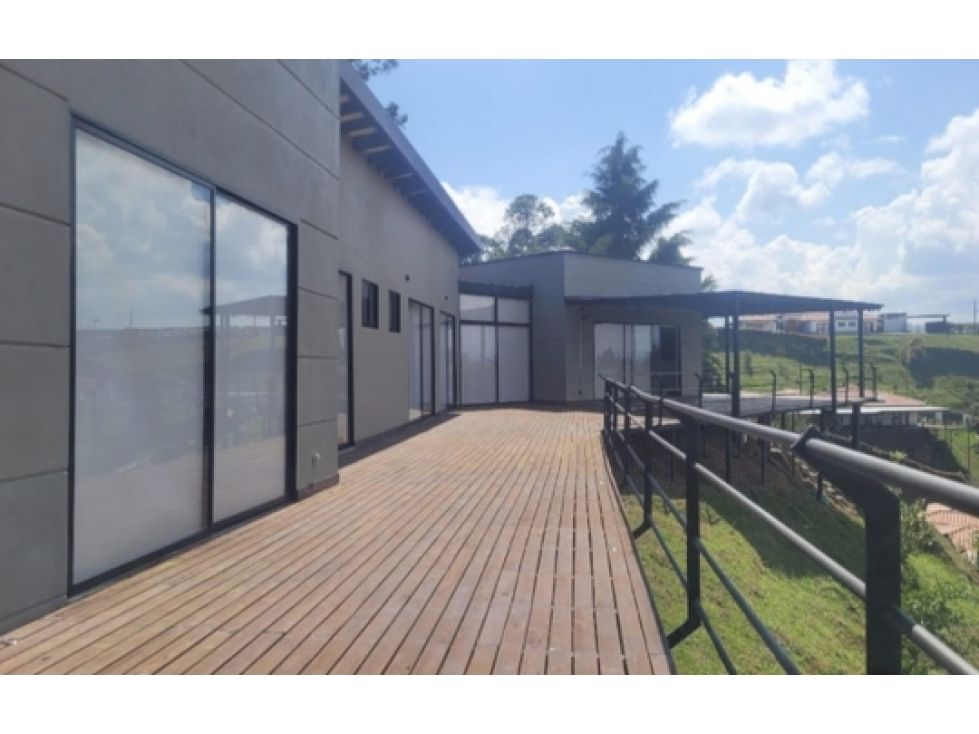 Casa Campestre en venta Antioquia Rionegro Rionegro 420 m2 Habitaciones 3 Baños 4 Garajes 6 Precio $1600000000