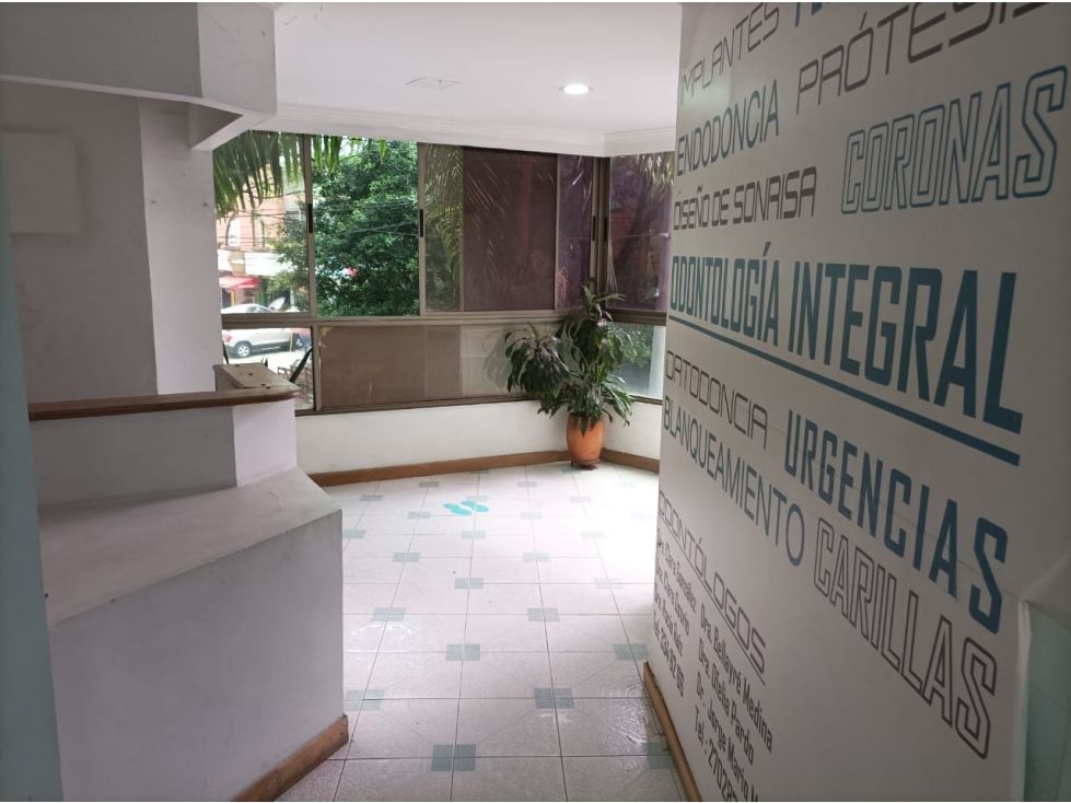 Local en venta Antioquia Envigado El Dorado 131 m2 Habitaciones 0 Baños 3 Garajes 0 Precio $580000000