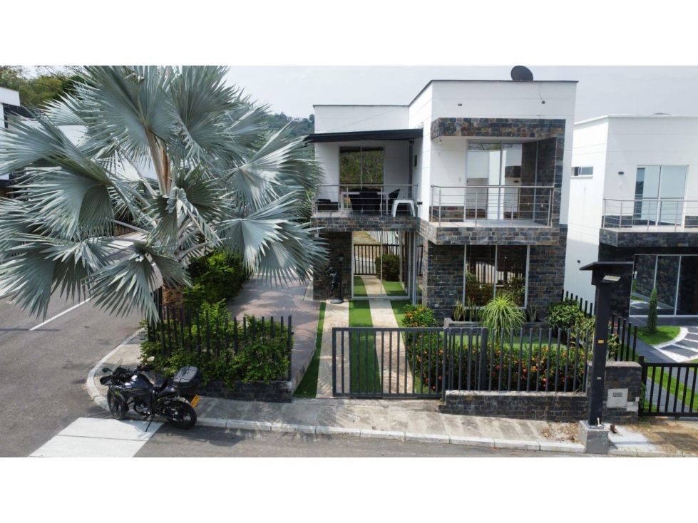 Casa Campestre en venta Antioquia Sopetrán Sopetran 212 m2 Habitaciones 4 Baños 3 Garajes 1 Precio $690000000