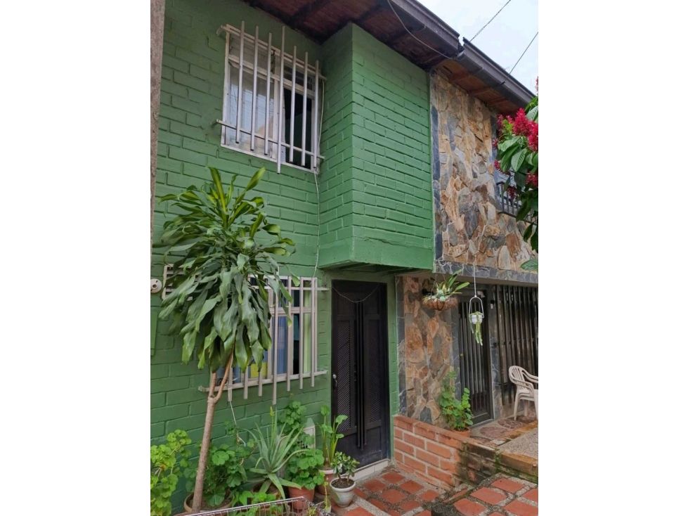 Casa en venta Antioquia La Estrella La Estrella 66 m2 Habitaciones 4 Baños 2 Garajes 0 Precio $270000000
