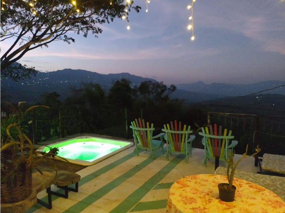 Finca en venta Antioquia Valparaíso Valparaíso 460 m2 Habitaciones 6 Baños 6 Garajes 6 Precio $1200000000